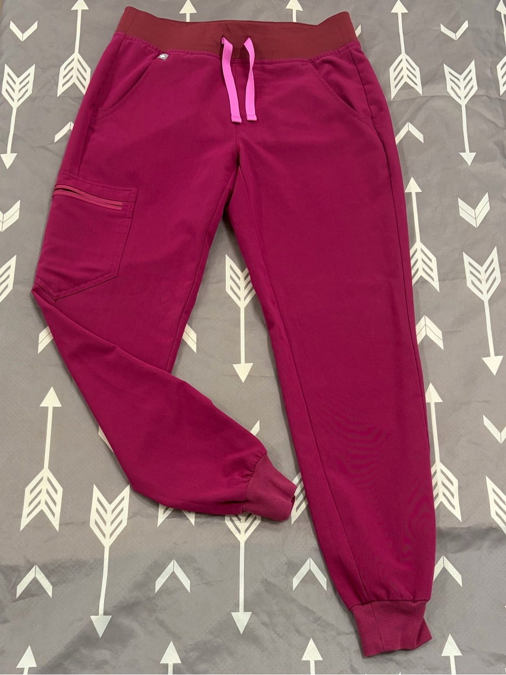 Figs dark Magenta Zamora joggers Xs